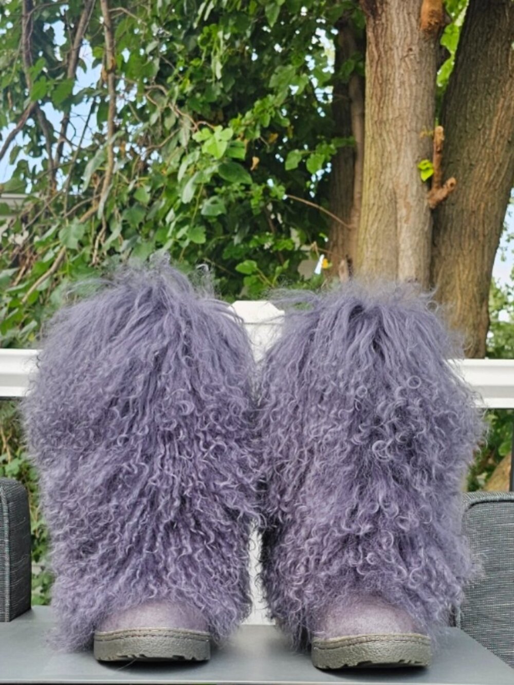 💋SHOWSTOPPERS!💋 Bearpaw 100% Curly Mongolian Fur Boots in Purple Gray - Picture 8 of 14